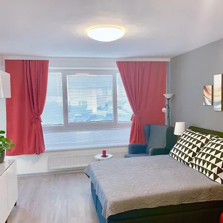 Apartment Rs *