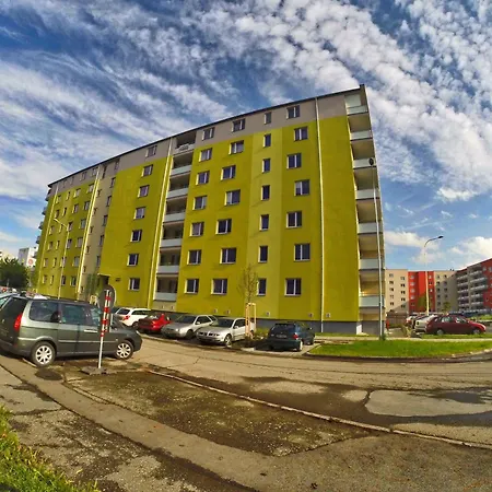 Apartment Rs *